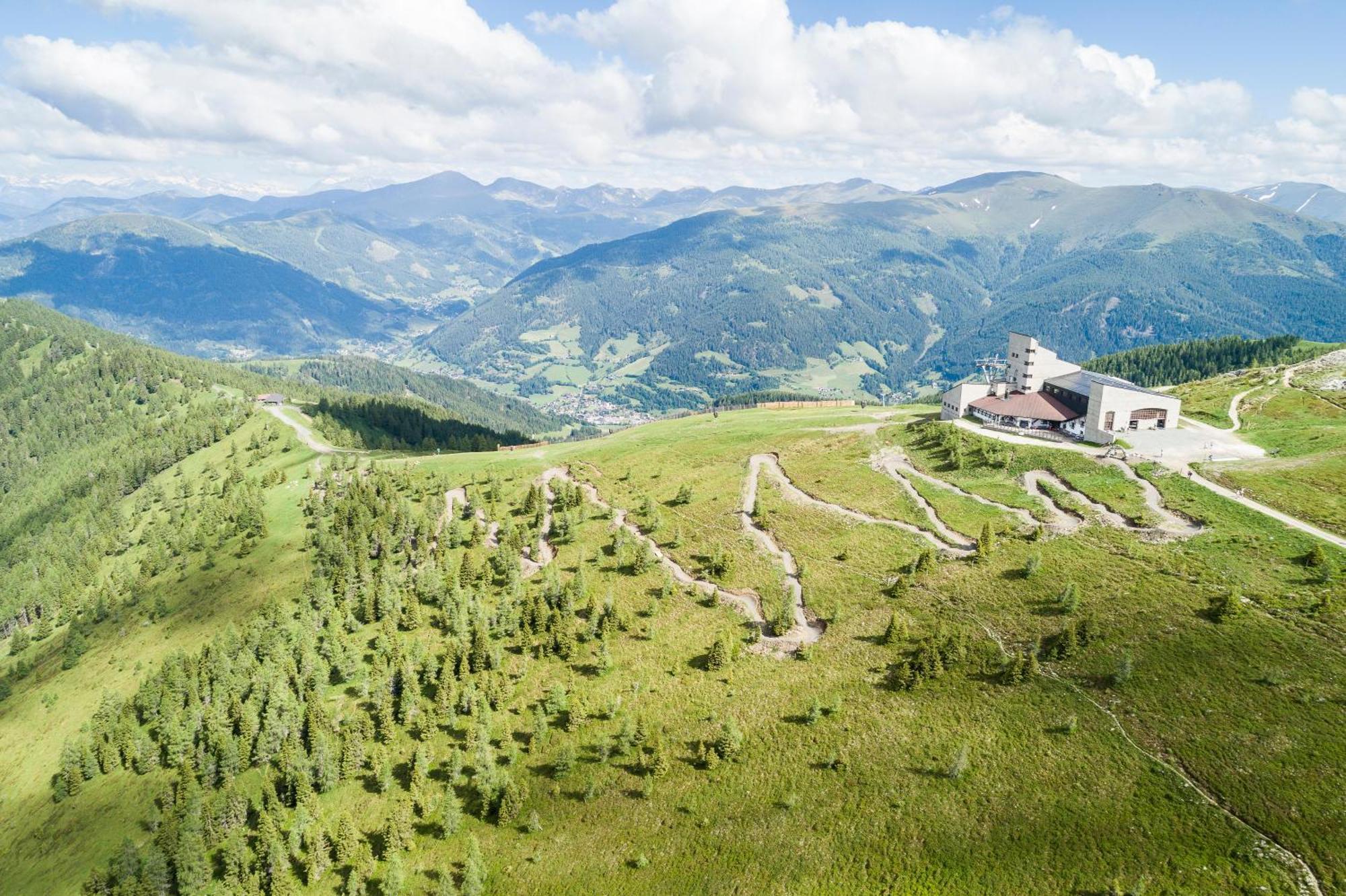 Cooee Alpin Hotel Бад Клайнкирххайм Екстериор снимка